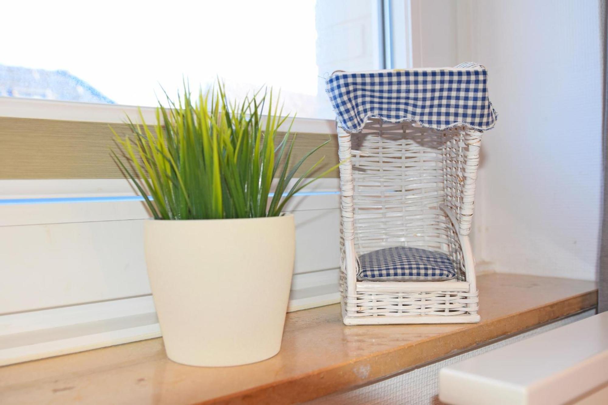 App Seebrise In Westerland Mit Balkon Am Strand Inkl Parkplatz Exterior photo